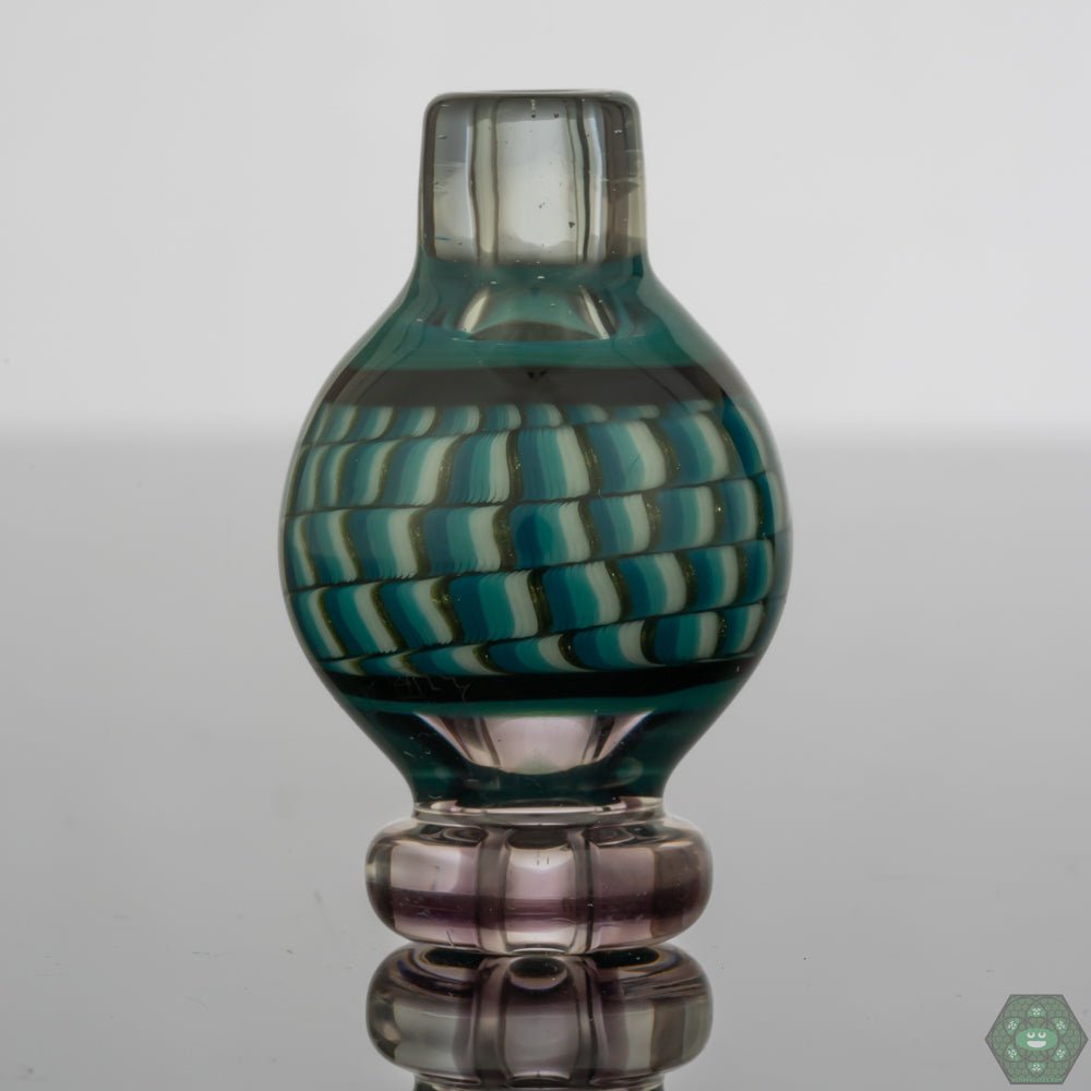 Conversion Glass Bubble Cap: This single bubble cap offers effective airflow control and a perfect fit for 25mm quartz nails.