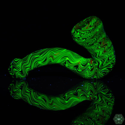 Crowman Crothers Rewig Sherlock Pipe – Functional and visually stunning glass pipe with intricate design details for connoisseurs.
