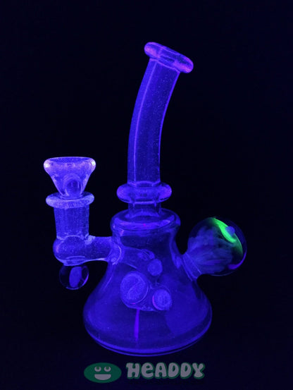  Crux Glass Minitube #4 featuring a unique handcrafted design, combining aesthetics with premium smoking performance.