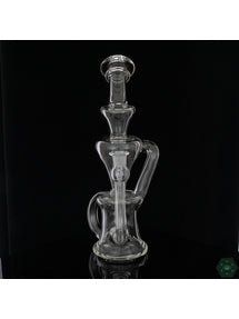  Curse Glass Clear Recycler, providing efficient filtration in a sleek design, perfect for those who prefer a minimalist look with optimal performance.


