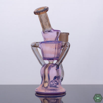 Double Single Recycler for Smooth Hits: Experience smooth and flavorful dabbing sessions with the Wolfe Glass Double Single Internal Drain Recycler.
