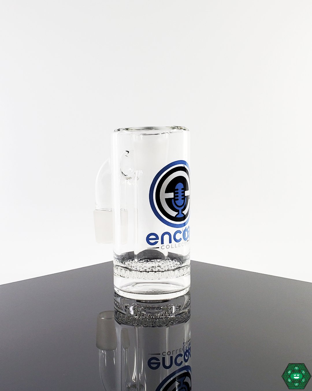 Encore Glass 18MM 90° Flush Honeycomb Ash Catcher (50MM) featuring a high-performance honeycomb percolator for superior filtration and cleaner hits.