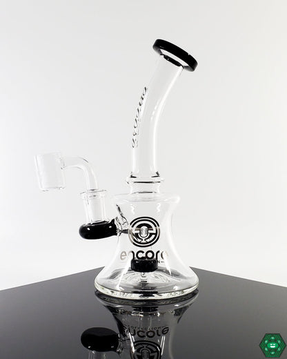 Encore Glass Mini Banger Hanger, a portable 7-inch rig engineered for smooth dabs and easy handling.