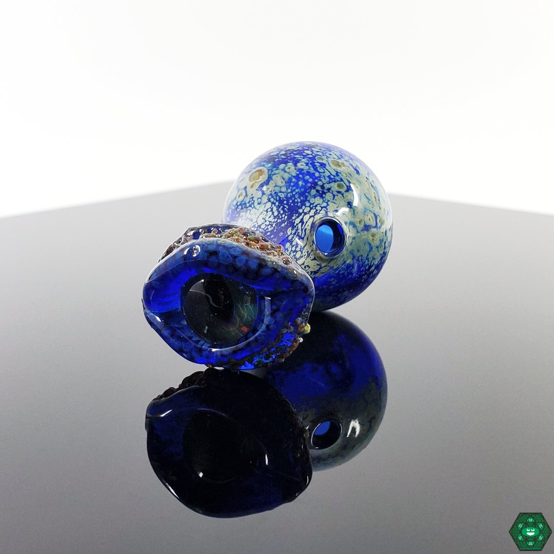 Bubble Cap for Enhanced Flavor: The Guru G Bubble Cap helps to preserve and enhance the flavor of your concentrates.