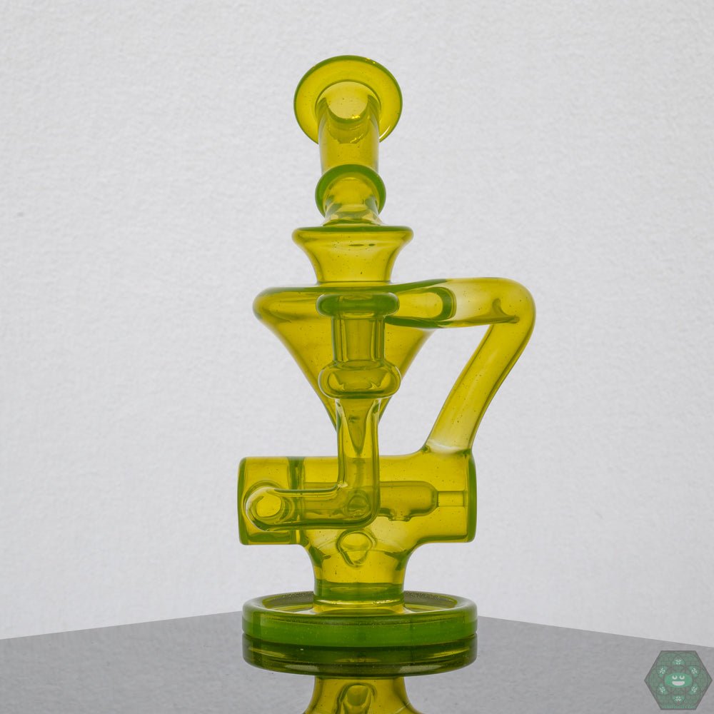 Eric Law 6.5-Inch Recycler Rig, designed for optimal smoke cooling and smooth airflow