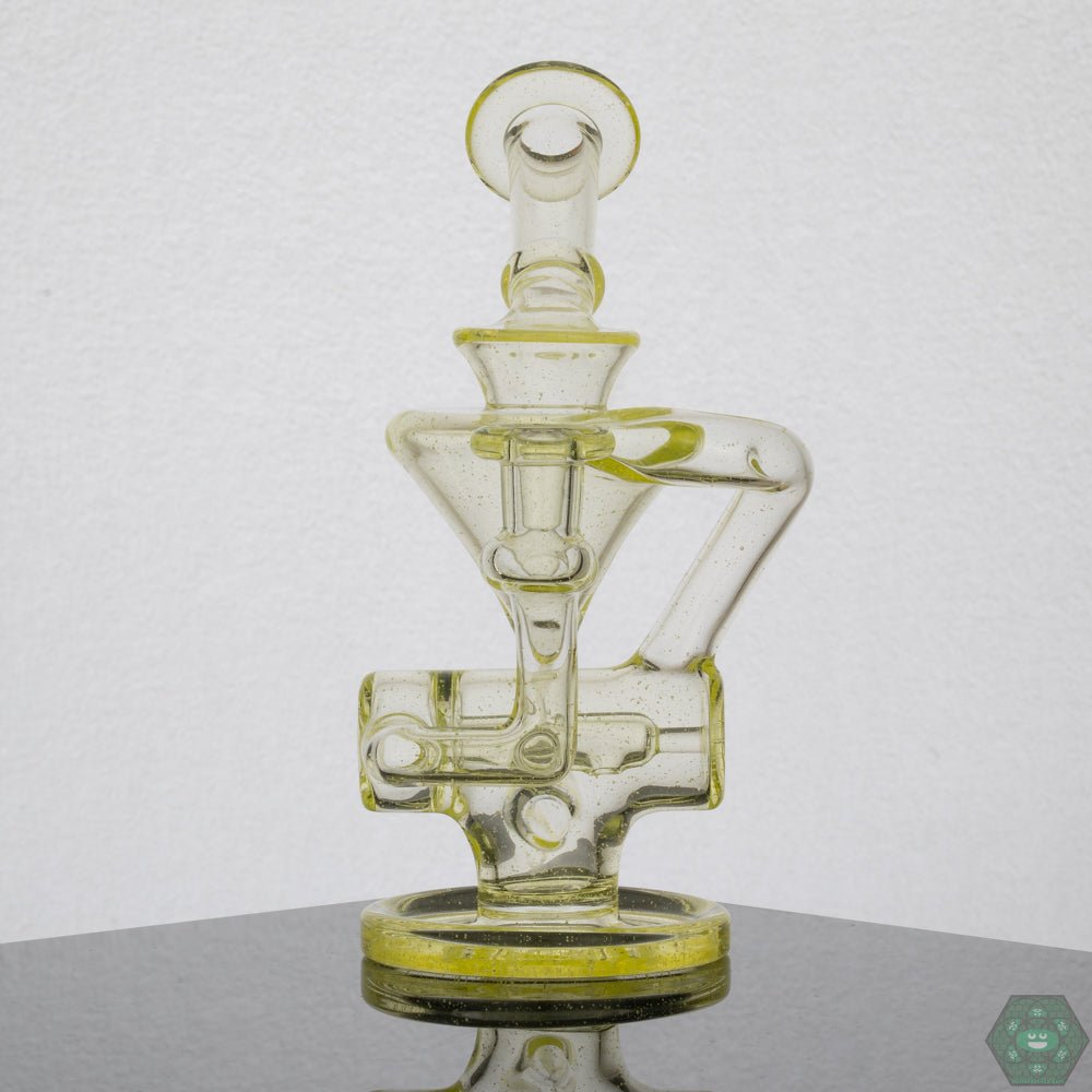 Eric Law Recycler, a 6.5-inch glass rig with a single drain and stylish color options for collectors.