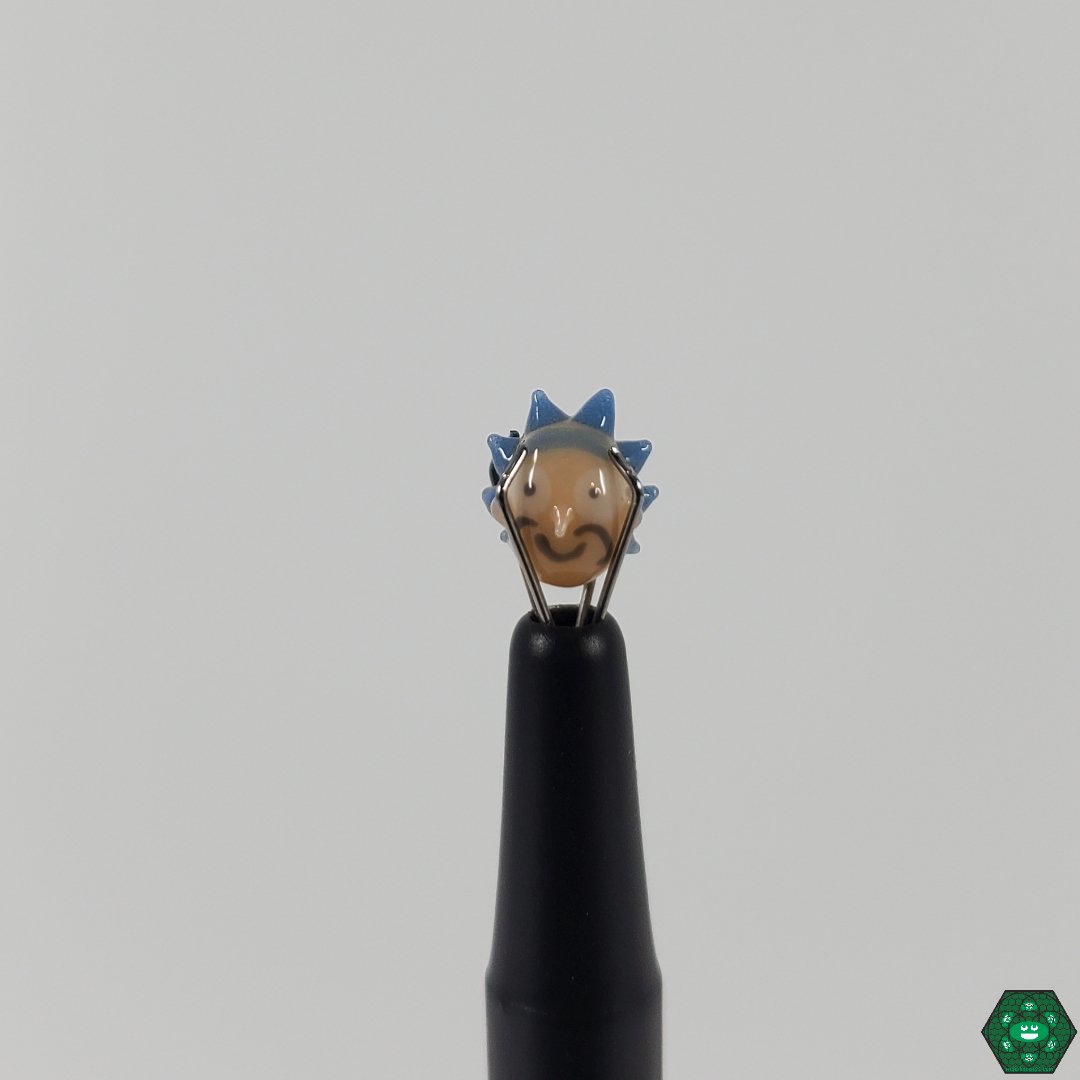 Established Glass Pearls, premium terp beads designed for flavorful and efficient dabbing.