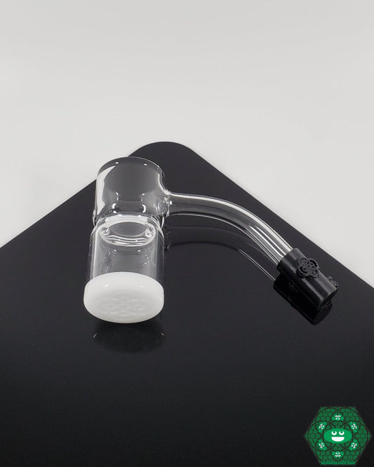 Eternal Quartz 30mm Banger featuring an opaque bottom for enhanced heat retention and an integrated splash guard for a cleaner dabbing experience.