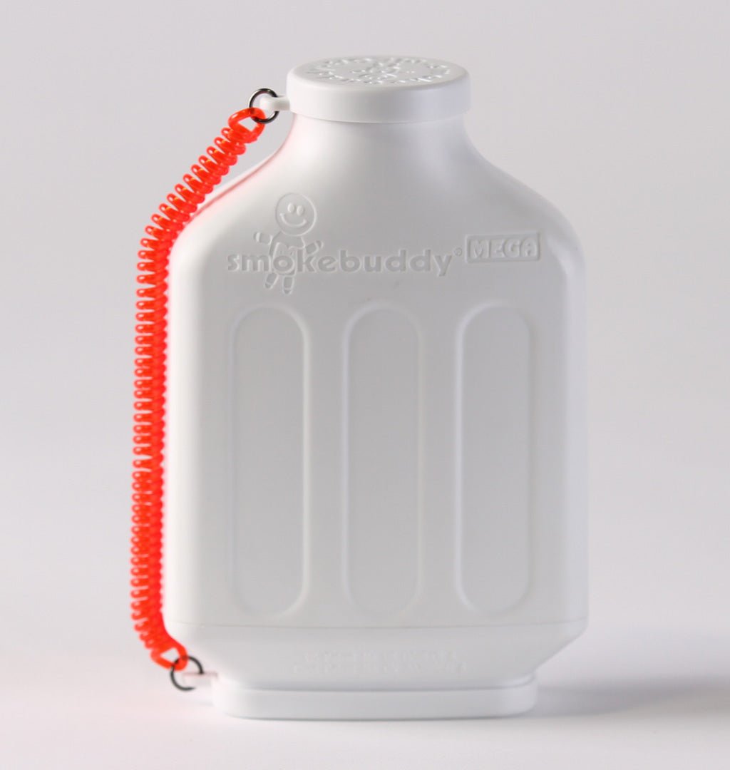 Extra-Large Odor Eliminator: The Smoke Buddy Mega offers powerful and long-lasting odor filtration, making it ideal for discreet and odor-free smoking sessions with its extra-large size and 600+ use capacity.