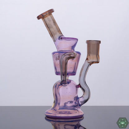  Recycler with Faceted Mouthpiece: The Wolfe Glass Double Single Internal Drain Recycler features a faceted mouthpiece for a comfortable and elegant touch