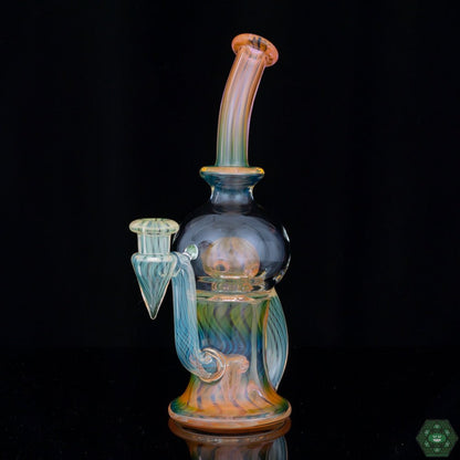  Fumed Glass Brain Bubbler: The Hustle Fumed Brain Bub #2 by Tube Sock Glass features a unique fumed glass design with intricate brain tech patterns.



