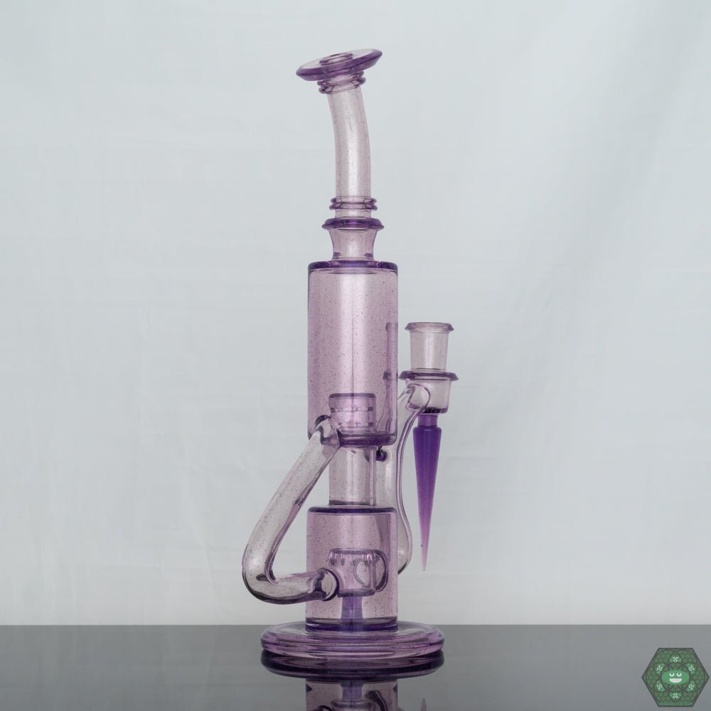 The Glass Carpenter Dab Rig: The Parallax Bubble Dumper showcases The Glass Carpenter's dedication to creating high-quality and innovative glass pieces.