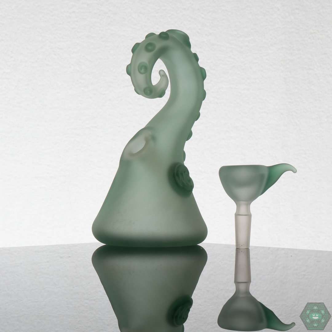 A beautiful glass Tentacle Rig, the Traveler by Wicked Glass, perfect for on-the-go dabbing.