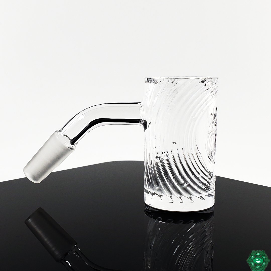  Grass Lab Quartz - 25MM Quartz Nail, a compact quartz nail designed for smooth dabbing, featuring a 25mm size for quick heating, made from premium quartz for durability and balanced vapor flow, available in multiple joint angles for versatile use.