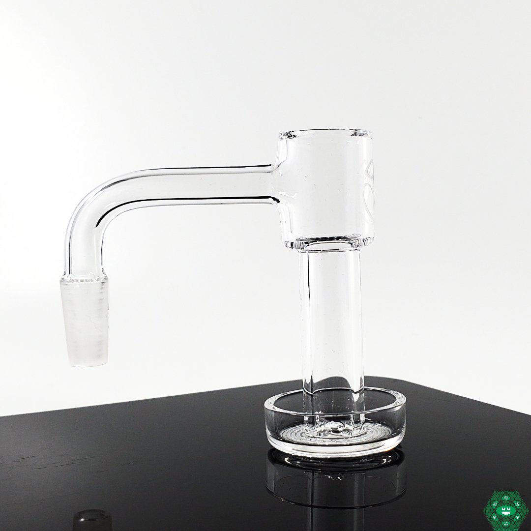 Grass Lab Quartz XL Slurper, a large capacity dab accessory designed for enhanced heat retention and durability, maximizing your dabbing sessions.