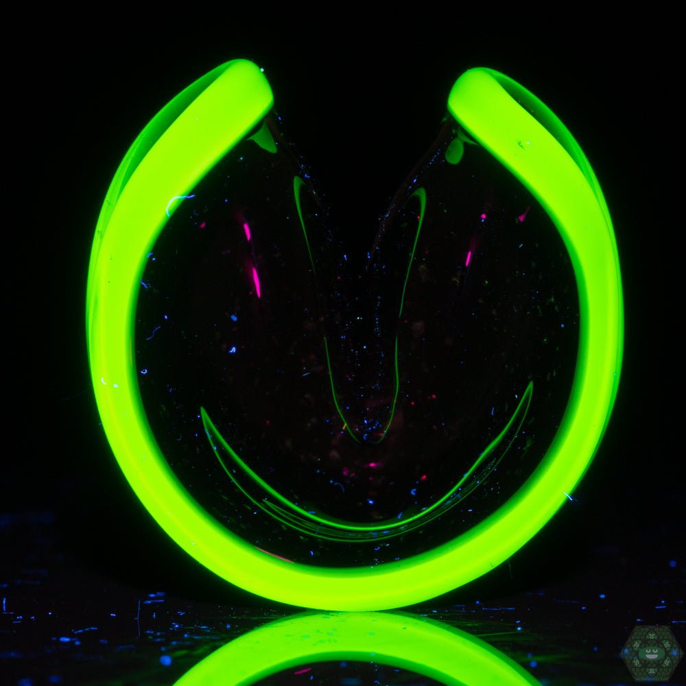 Handcrafted Glass Jewelry Pendant: Each Dux Glass Opal Tech Fortune Cookie Pendant is meticulously handcrafted, ensuring a unique and high-quality piece of jewelry.