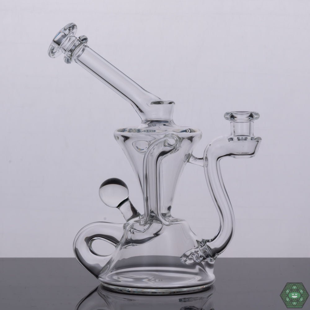 Handcrafted Mini Recycler: The Torch D Boro Clear Mini Klein #4 is a handcrafted piece, showcasing the artistry and skill of glassblowers.