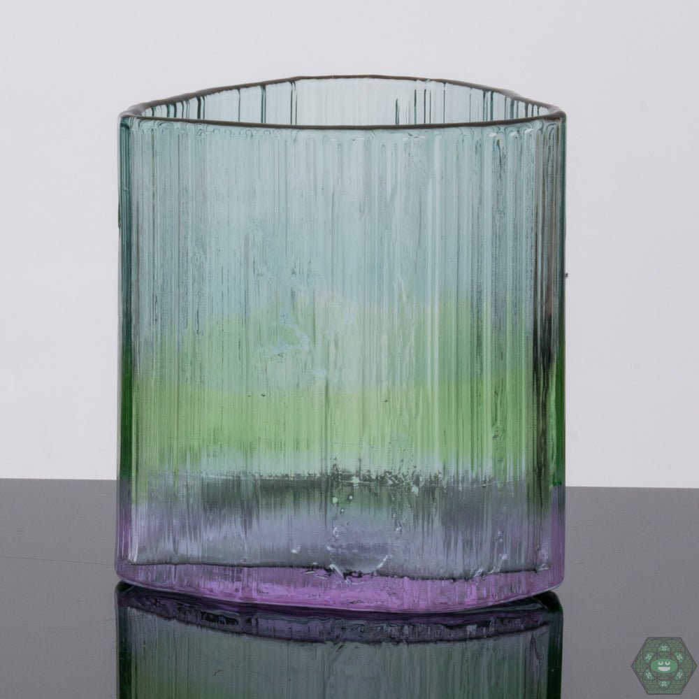 Handcrafted Rocks Glass: Each Digger Glass Rocks Glass is meticulously handcrafted, ensuring a unique and high-quality piece.