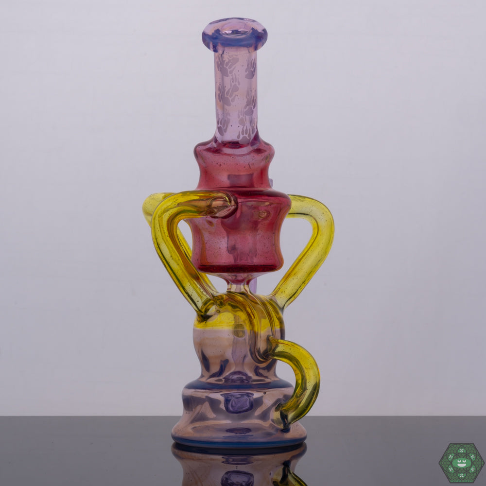 Heady Glass Triple Recycler: The Wolfe Glass Triple Single Recycler combines intricate design and vibrant color options for a unique and collectible piece.