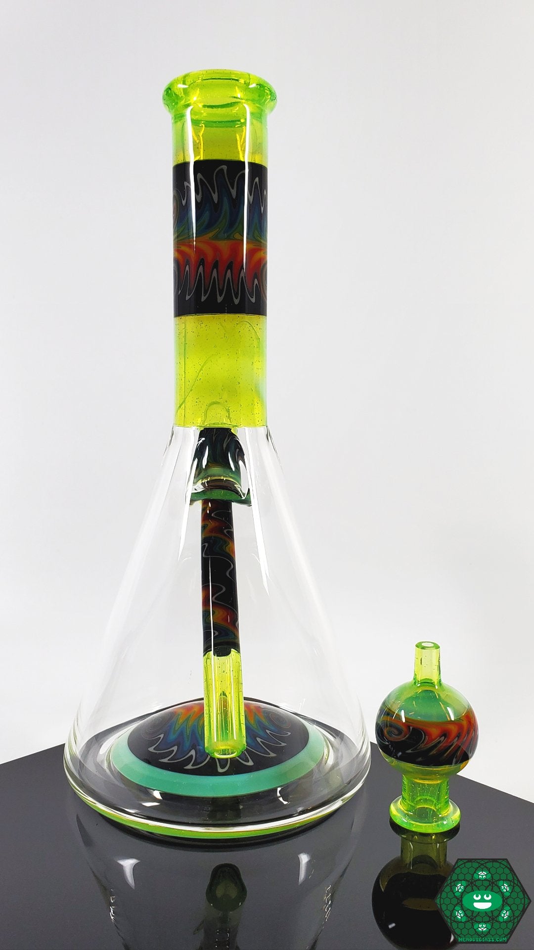 Ian S. Glass Sea Slyme Beaker – Vibrant Sea Slyme color with durable, high-quality glass for a functional and stylish smoking experience.