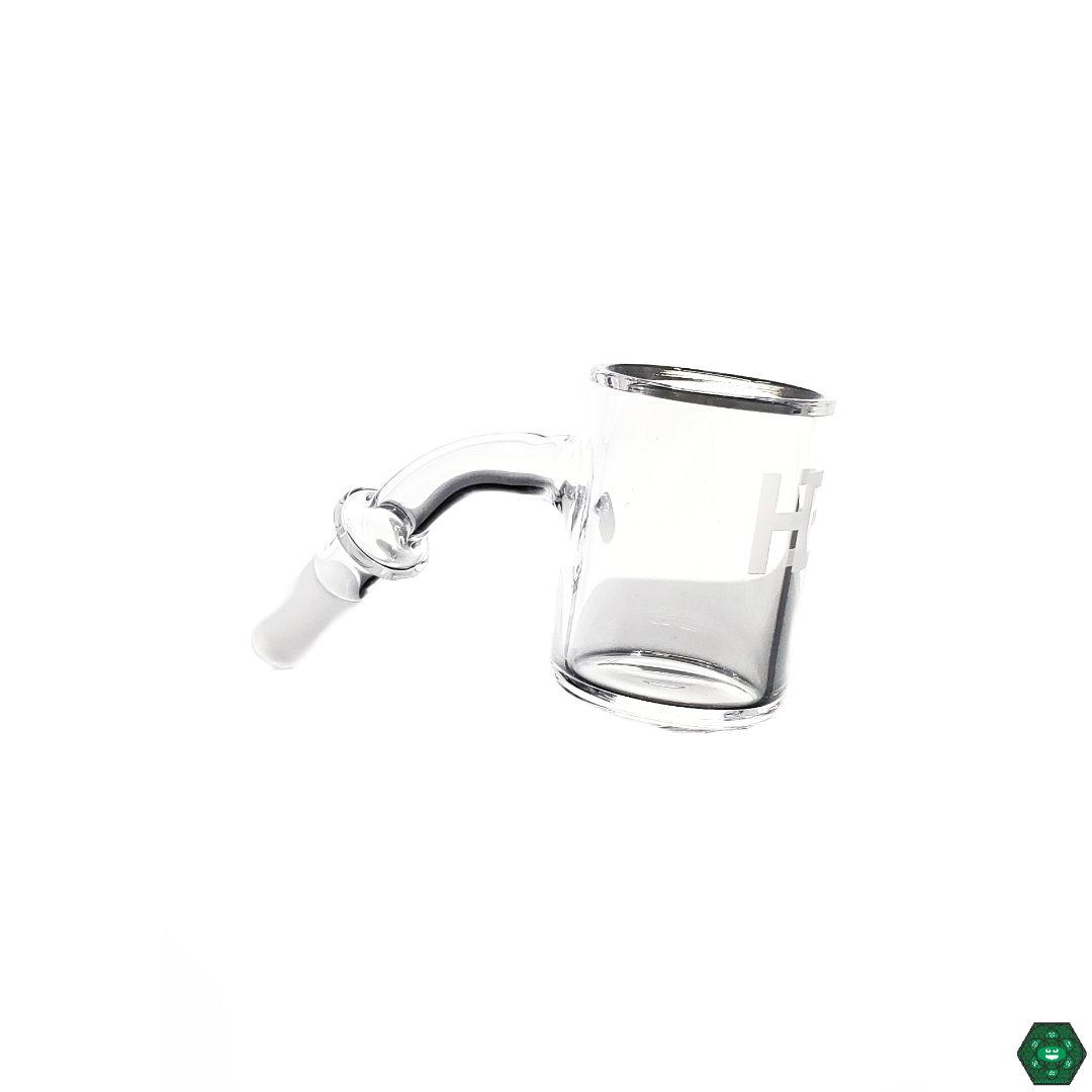 Joel Halen 30MM Quartz Bucket in use, demonstrating its extended heat retention and smooth, flavorful hits for longer, efficient dabbing sessions.