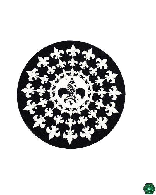 Mesonja Glass Mood Mat, featuring an artistic design and crafted with heat-resistant materials for a non-slip, protective surface that enhances both style and functionality.