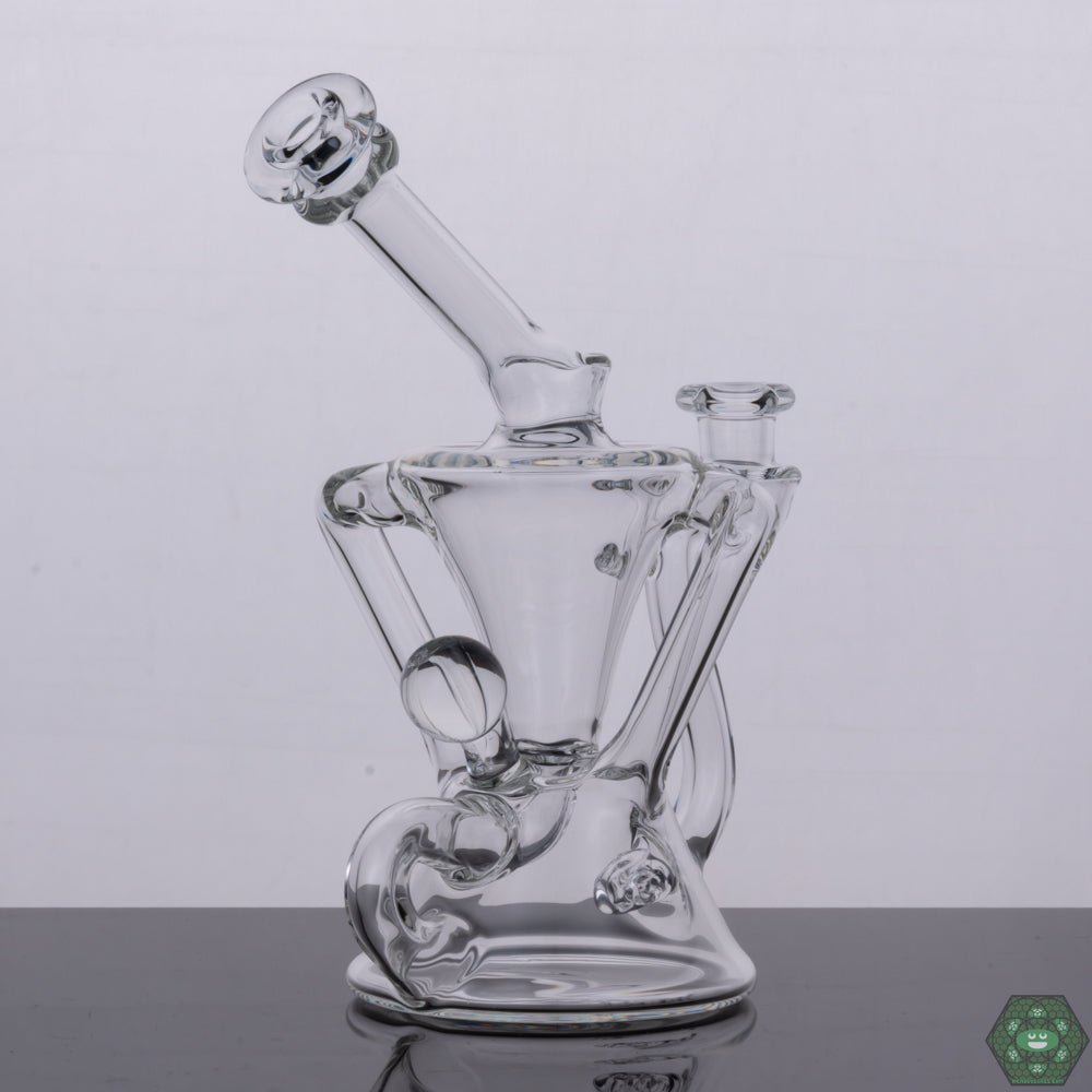  Mini Glass Recycler: The Torch D Boro Clear Mini Klein is a compact recycler rig ideal for smooth and flavorful dabbing experiences.