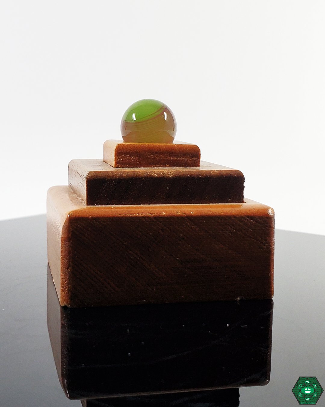 Mitzel Glass - Trapped Yoshi #307 - @Mitzelglass - HG