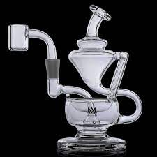 MJ Arsenal Claude Mini Rig, offering advanced filtration in a compact and stylish design, ensuring smooth sessions for dabbing enthusiasts.