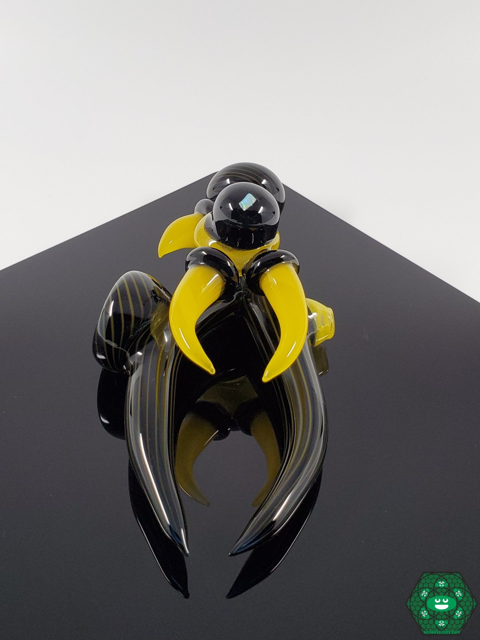 Niko Cray Pipe #2, a handcrafted glass art piece showcasing bold design and expert craftsmanship for collectors.