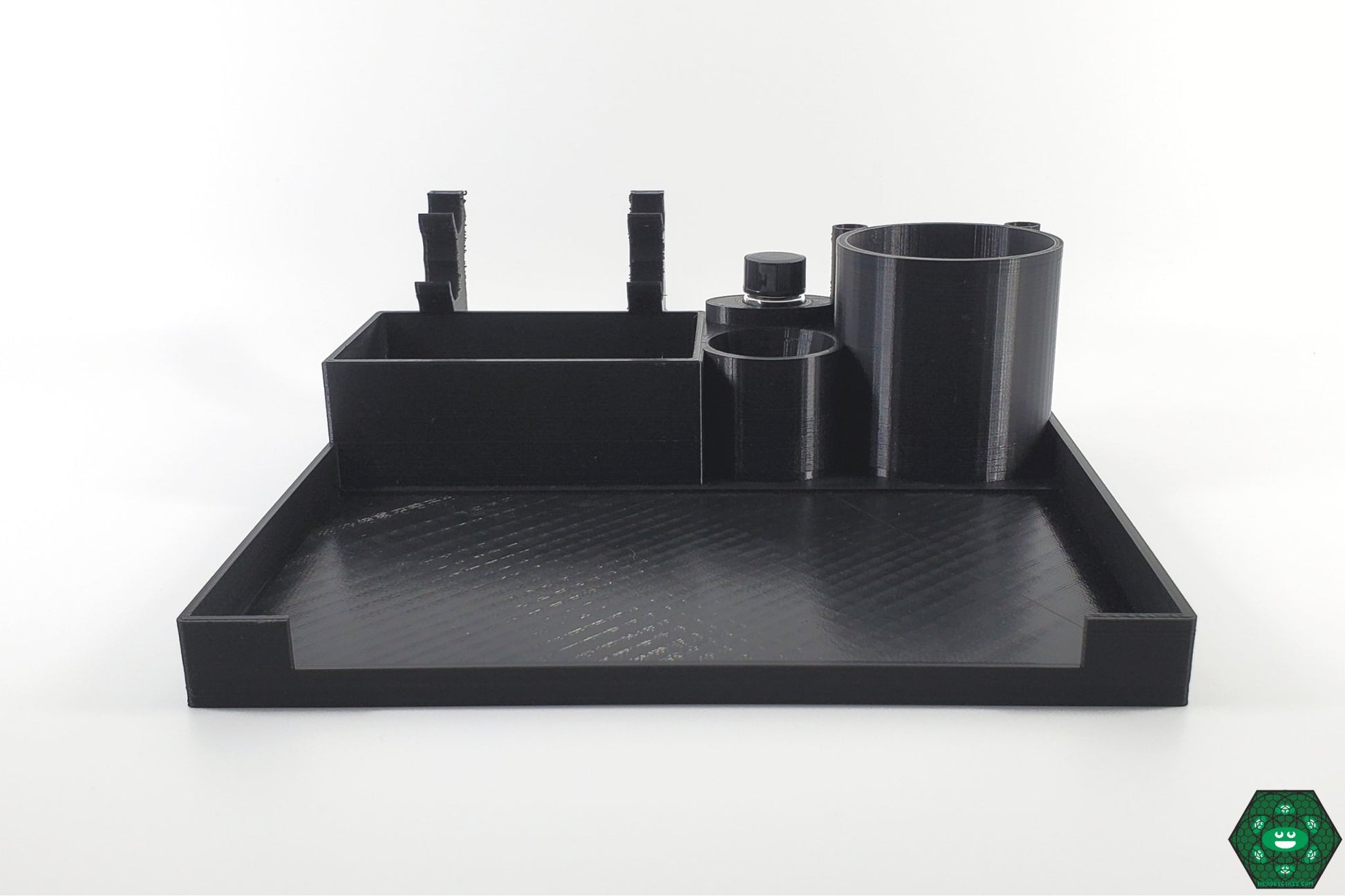 ODT Dabtray Details: Close-up view showcasing the compartments and design features of the ODT Dabtray, highlighting its functionality for organizing dabbing tools and accessories.









