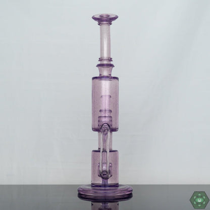 Parallax Color Shift Rig: The unique Parallax color shift of this rig adds a visually striking element to your dabbing setup.
