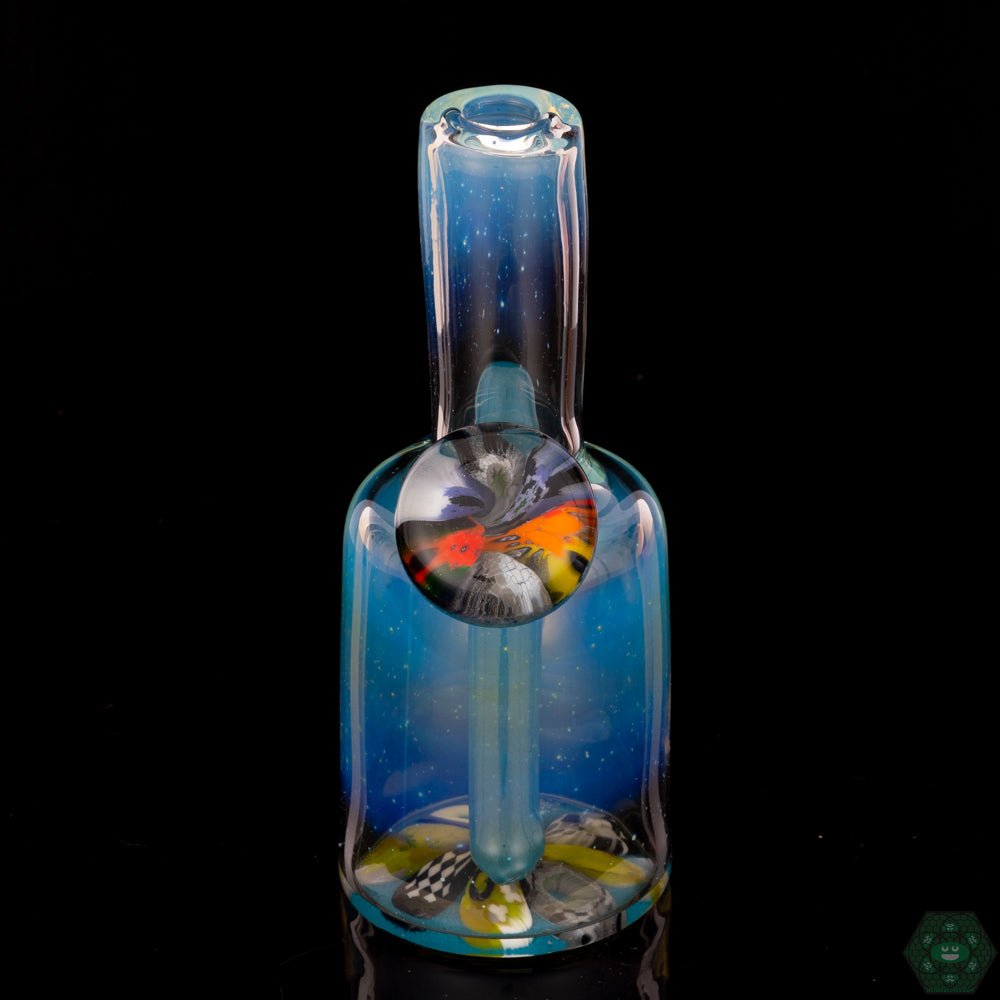 Portable Glass Pipe for Travel: The compact size of these Tiny Tubes makes them perfect for travel and discreet use.