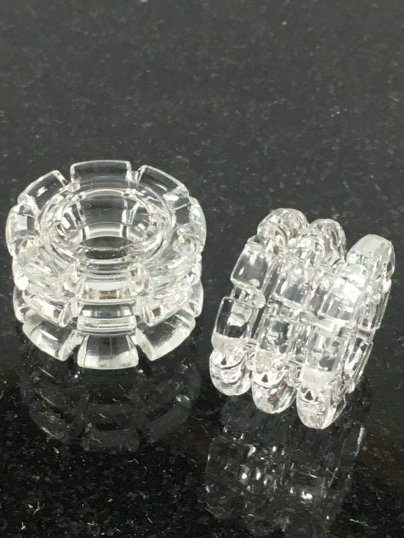 Premium Knot Insert in Various Sizes: This Diamond Knot Power Gear Insert from J Red Glass is available in 14mm, 18mm, and 24mm sizes, ensuring a seamless fit for any gear and catering to a variety of dabbing setups.