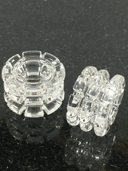 Premium Knot Insert in Various Sizes: This Diamond Knot Power Gear Insert from J Red Glass is available in 14mm, 18mm, and 24mm sizes, ensuring a seamless fit for any gear and catering to a variety of dabbing setups.