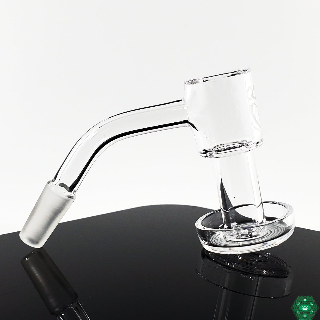  Quartz Slurper for Enhanced Heat Retention: The Grass Lab Standard Slurper is designed for optimal heat retention, ensuring consistent and flavorful dabs.