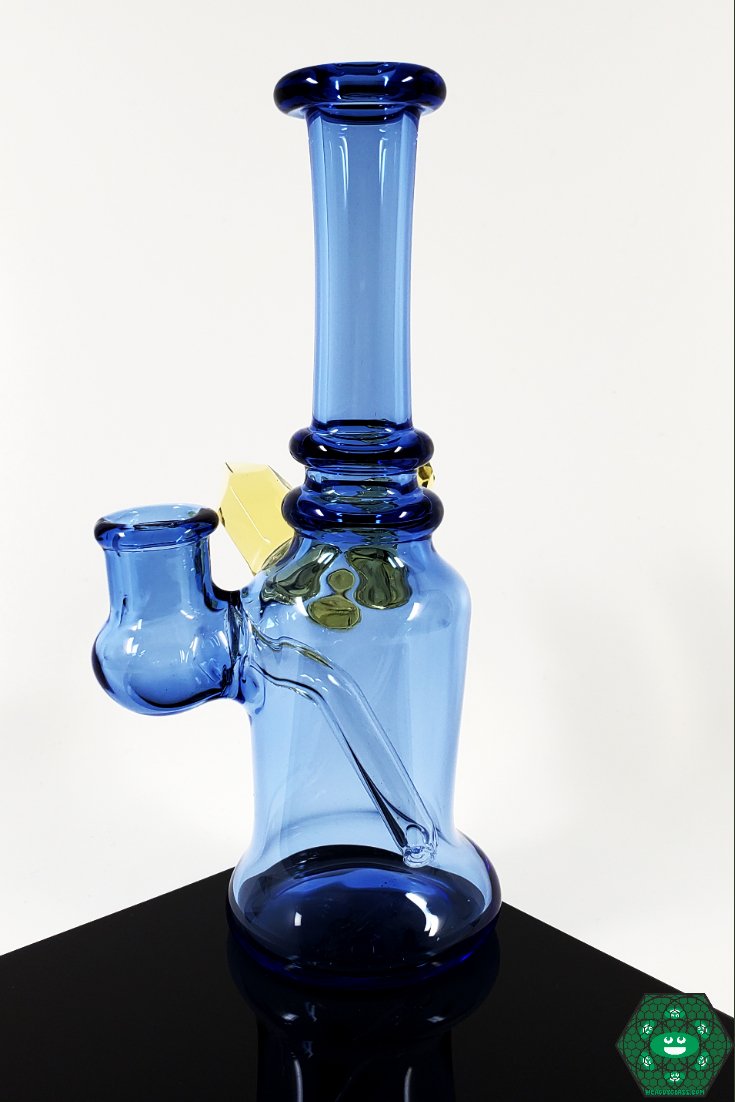 Raya Glass Blue Dream Crystal Mini Tube – Collectible 6.75-inch rig with a dreamy blue finish, 14mm joint, and crystal cluster accent.