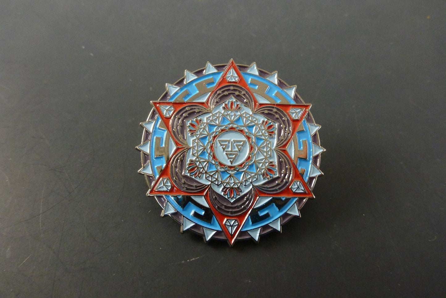 Red aztec diamond pin - Headdy Glass - HG