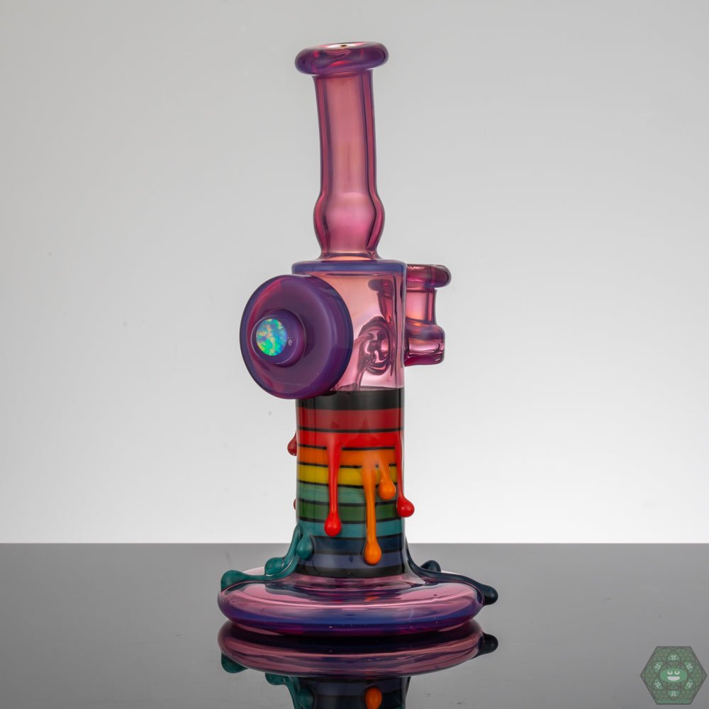 Artistic Skrillinger Royal Jelly Candle Jammer concentrate rig, perfect for smooth and flavorful dabs.