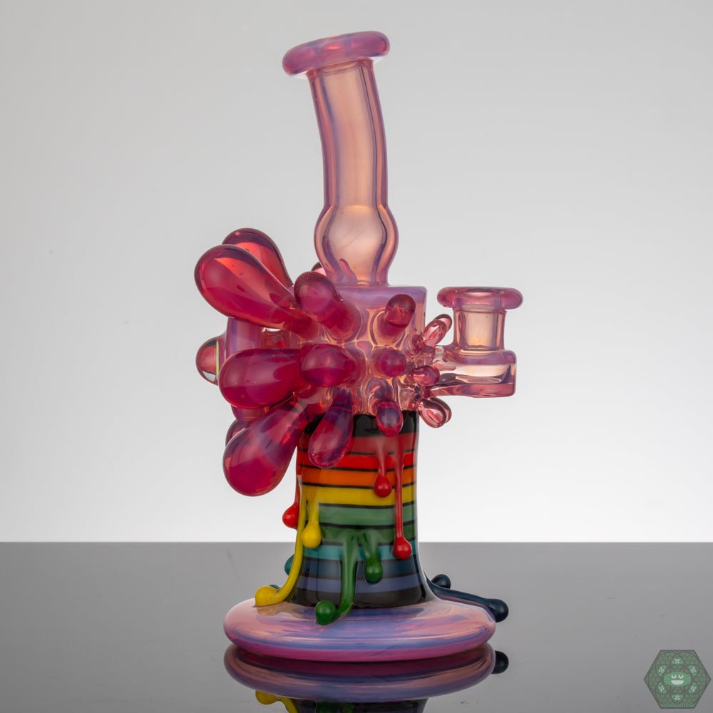 Vibrant magenta-hued Skrillinger Telamagenta Exploding Candle, a standout addition to any collection.