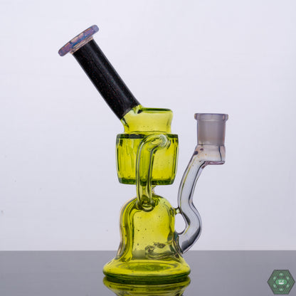 Sleek Design Dab Rig: The Wolfe Glass Double Single Internal Drain Recycler #1 features a sleek aesthetic, making it a stylish addition to any collection.