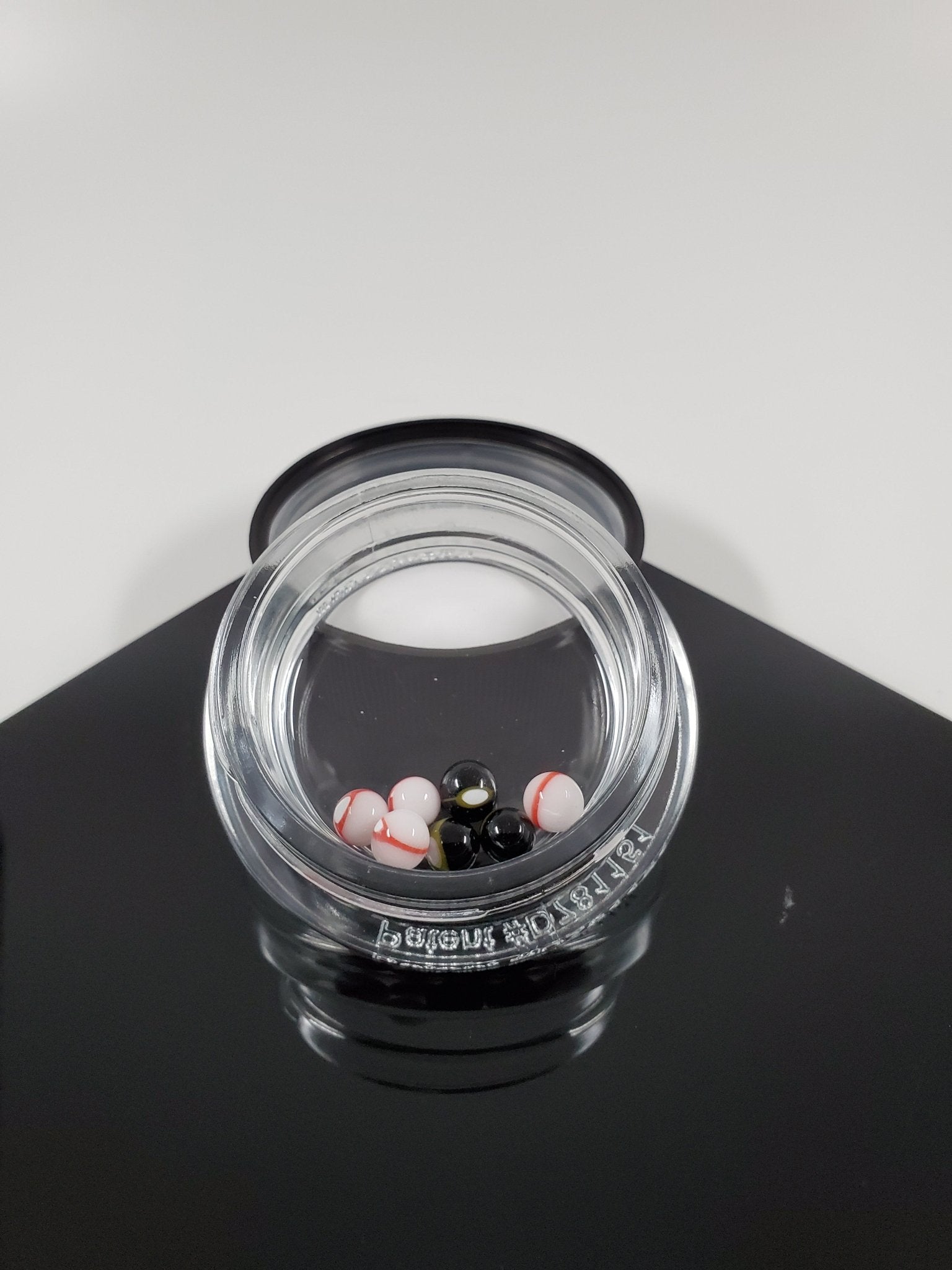 Spaceman Poké Ball Pearls - @Spaceman_the_goon - HG