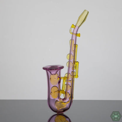 sturdy-glass-sherlockSturdy Glass Sherlock: Crafted from durable glass, the Etai Glass Saxlock Sherlock Pipe is built for long-lasting use and enjoyment.