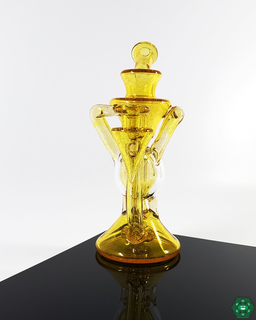 Functioning Banger Recycler: The Professor Dank FBR, offering superior filtration and crafted from durable borosilicate glass.