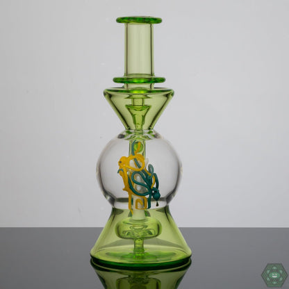 Unique Aquarium Design Smoking Tube: This Liz Wright piece features a distinctive aquarium-style design, making it a standout addition to any collection.