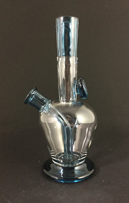 Whitney Harmon Minitube, a premium glass piece crafted with meticulous attention to detail and renowned reliability.




