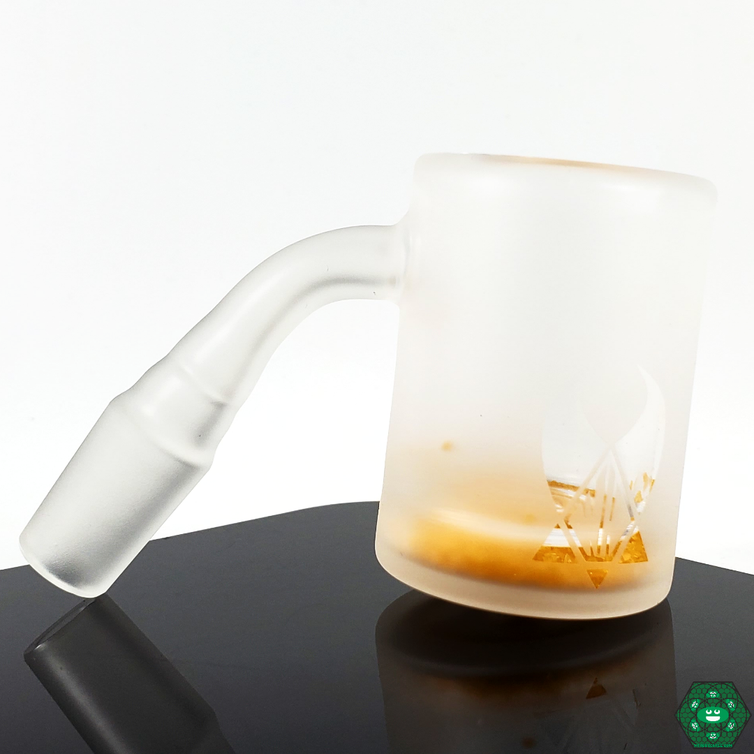 Whitney Harmon Thermochromic Banger – Color-changing quartz banger for precise dabbing, enhancing your setup with thermochromic technology.