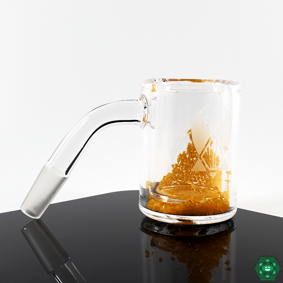 Whitney Harmon Thermochromic Bucket, engineered for precision dabbing with heat control for an optimal flavor experience.