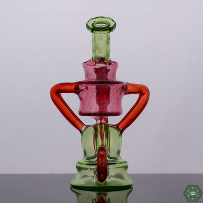 Wolfe Glass Double Single External Drain Recycler, a handcrafted 14MM dab rig featuring precision external drain design for superior airflow and filtration.