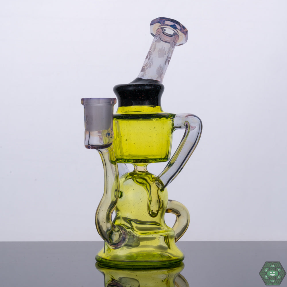 Wolfe Glass Double Single External Drain Recycler, a handcrafted 14mm dab rig featuring an external drain design for unique airflow and optimal filtration, a faceted finish blending style and performance seamlessly, ideal for collectors looking for functional art in their glassware.